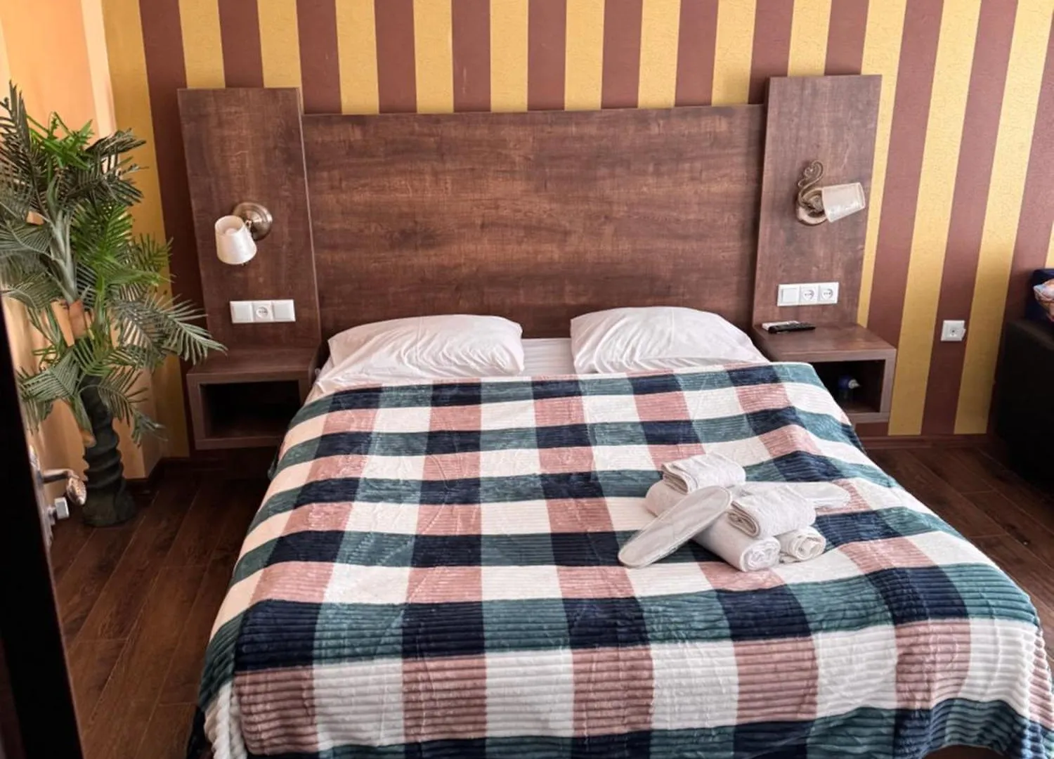 Two Lions Hotel Tbilisi