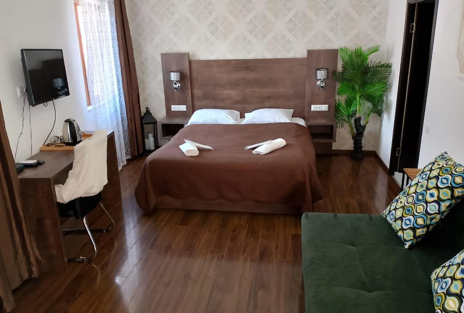 Two Lions Hotel Tbilisi 3*,