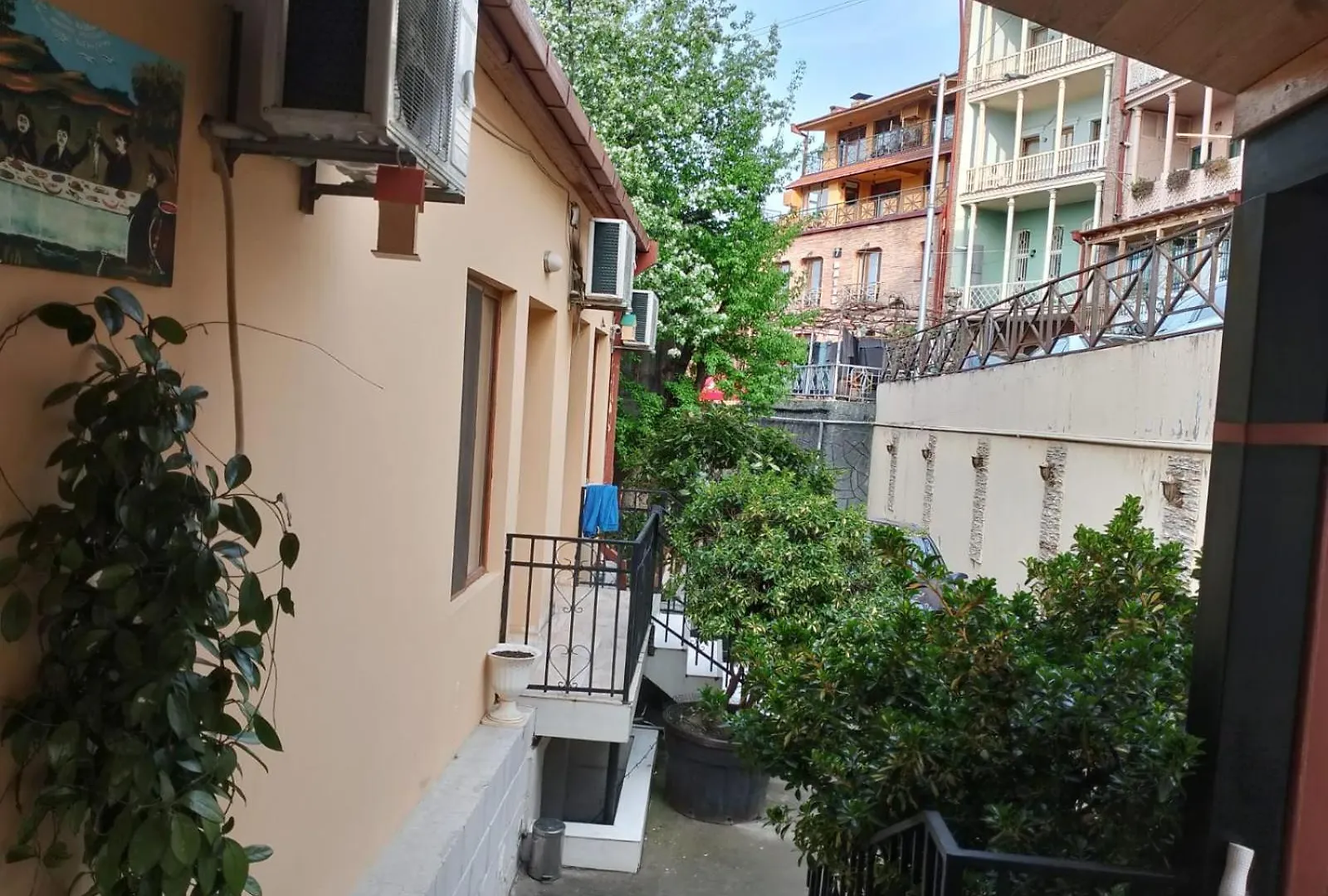 Two Lions Hotel Tbilisi
