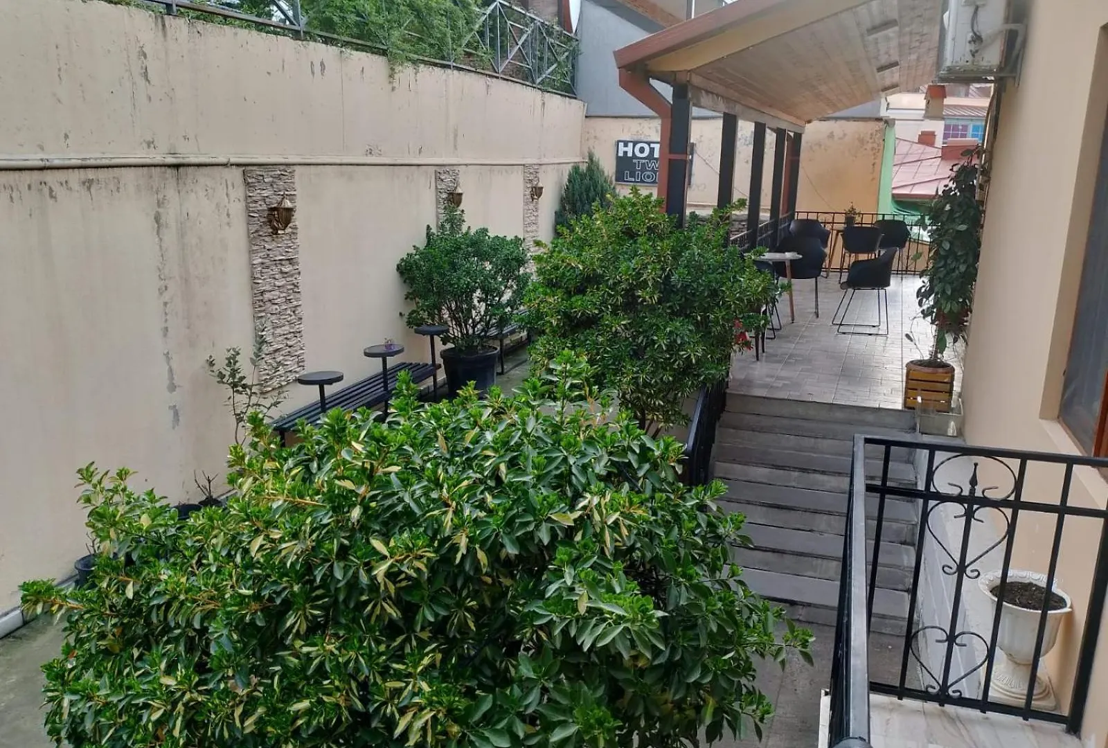 Two Lions Hotel Tbilisi