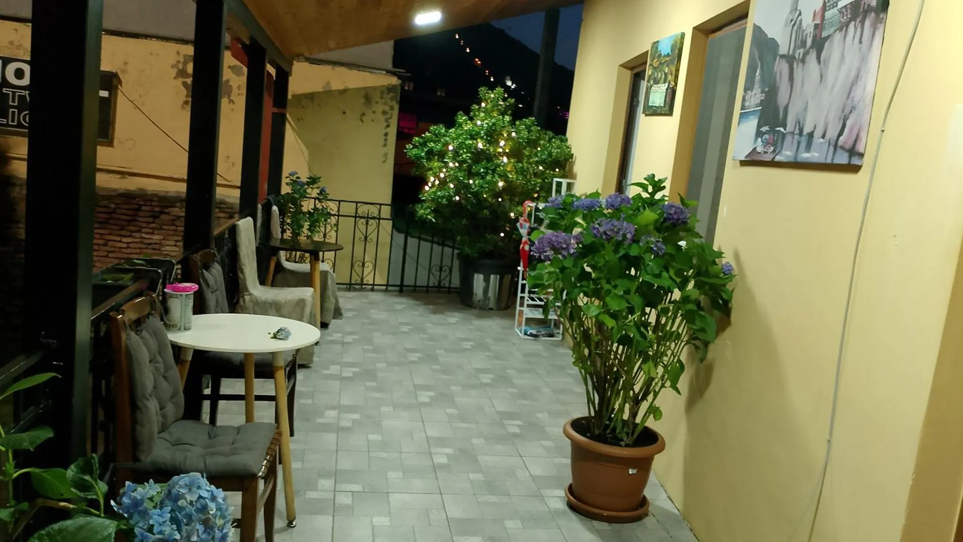 Two Lions Hotel Tbilisi